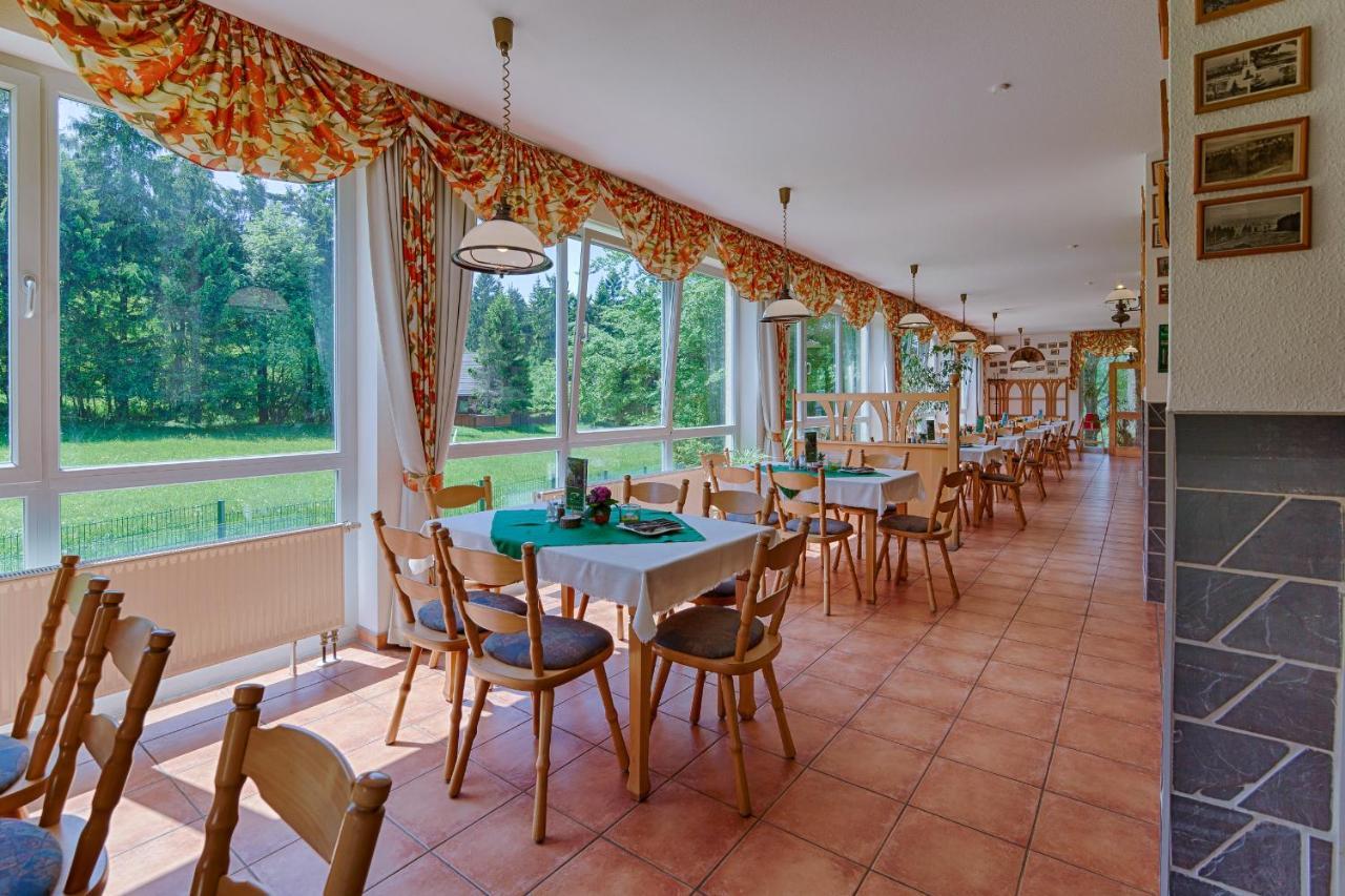 Hotel Haus Oberland Masserberg Buitenkant foto