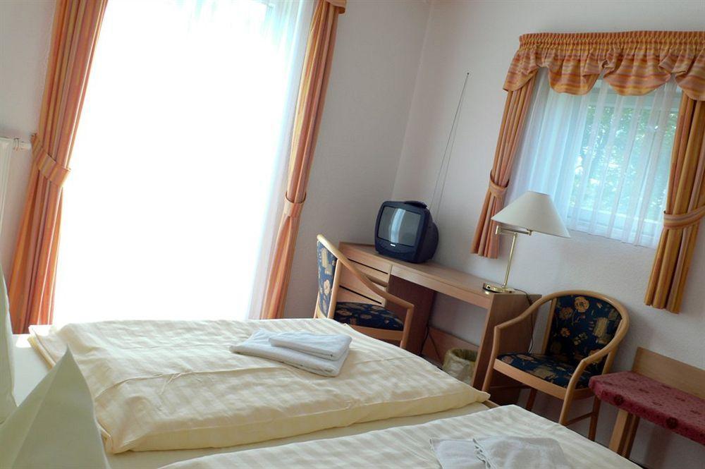 Hotel Haus Oberland Masserberg Buitenkant foto