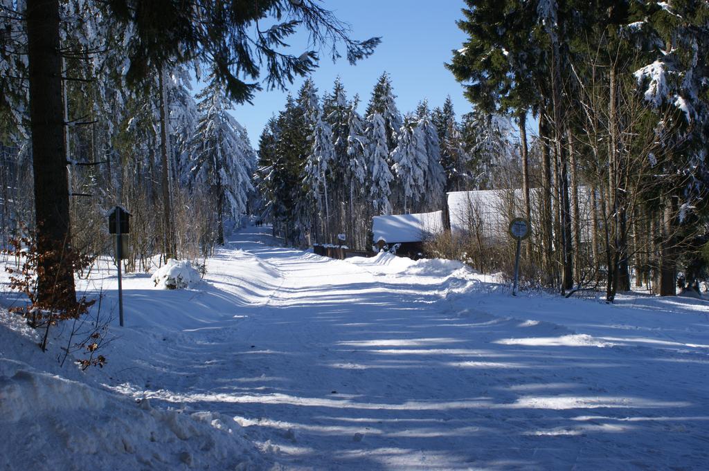 Hotel Haus Oberland Masserberg Buitenkant foto